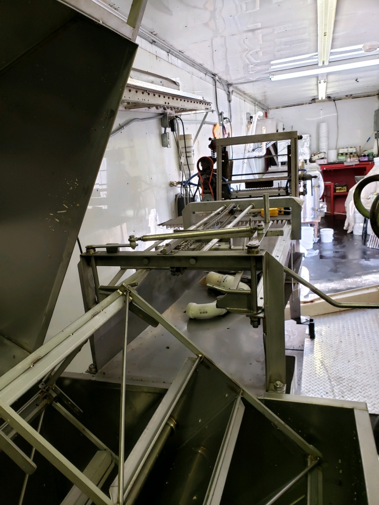 Cowen Honey Extracting Trailer Beeslist